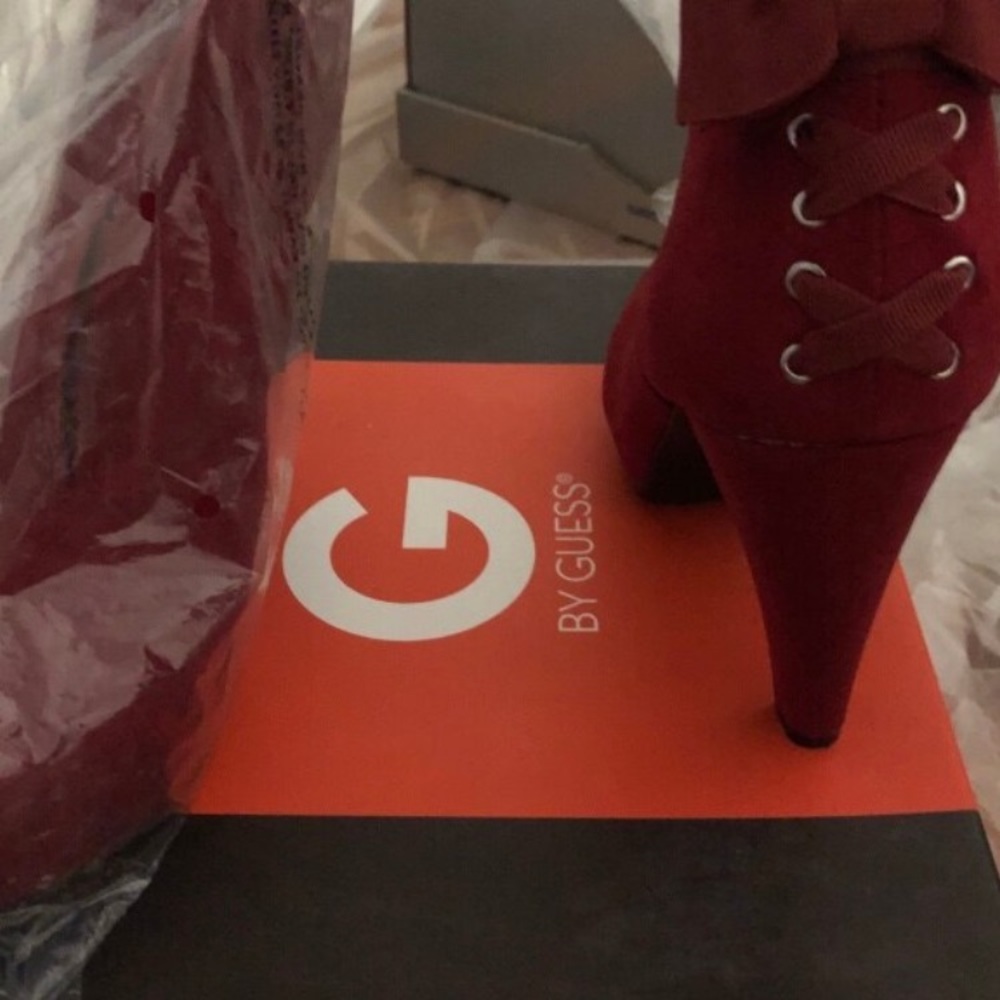 Guess booties - Picture 3 of 3